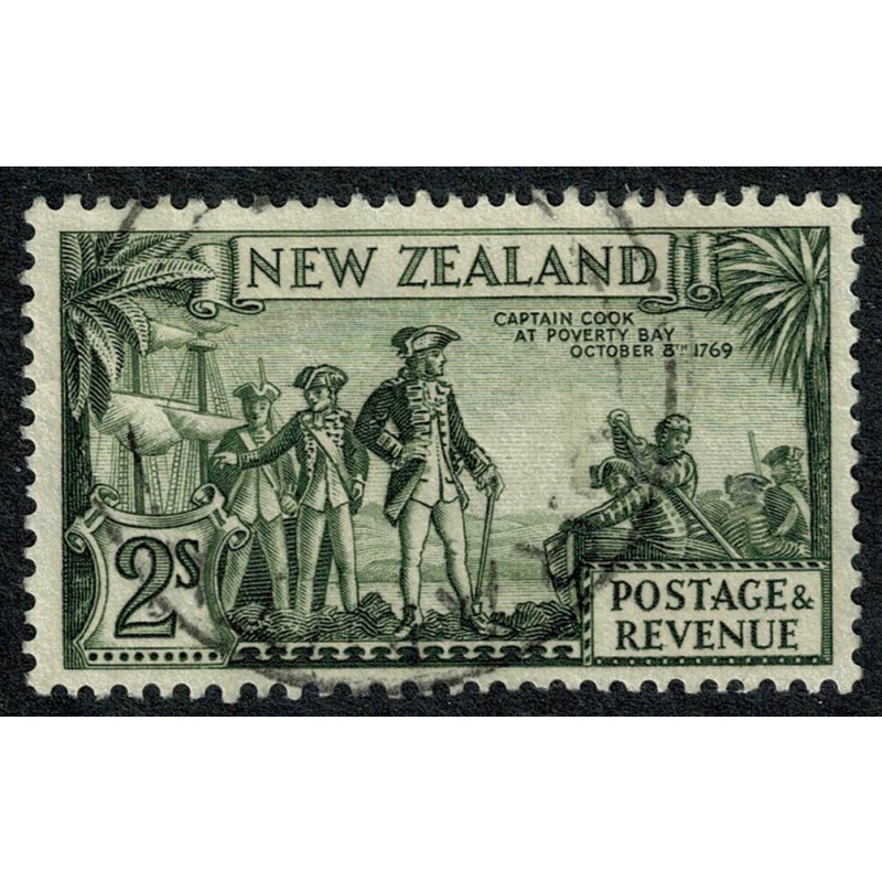 New Zealand. 1935-36 2/- olive-gree "Captain Cook". Perf 13-14x13½. Fine Used. SG 568