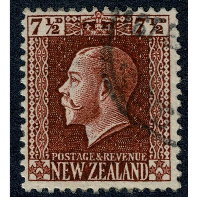 New Zealand. 1915 7½d red-brown. Watermark "single NZ & Star". Perf 14x13½. Fine Used. SG 426